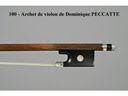 Archet de violon de Dominique PECCATTE, mont� argent. 55g5, sans - Archet de violon de Dominique PECCATTE, mont� argent. 55g5, sans garniture. L�ger f�les hausse. Bon �tat.