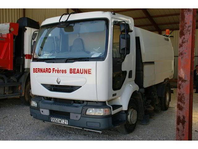 VASP VOIRIE RENAULT 220DCI  Modéle : BALAYEUSE 5550 WT 21 Type constructeur