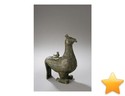 Vase Zun zoomorphe , destin� aux libations, en forme d'oi...
