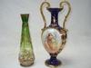 Vase pyramidal en verre émaillé et vase à anses en faïence polychrome