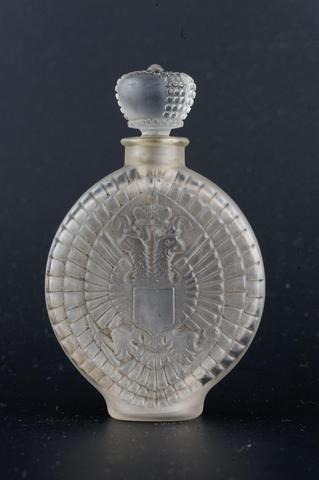 RENE LALIQUE LENGHYEL « Parfum impérial »
Flacon en verre soufflé-moulé